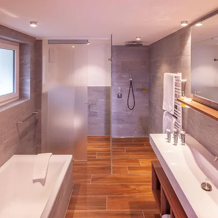Sonne Hotel 4*