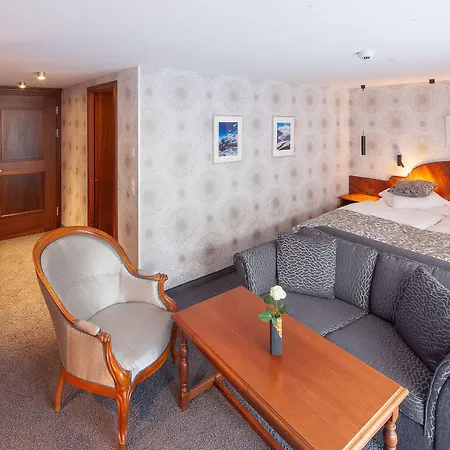 Hotel Sonne 4*